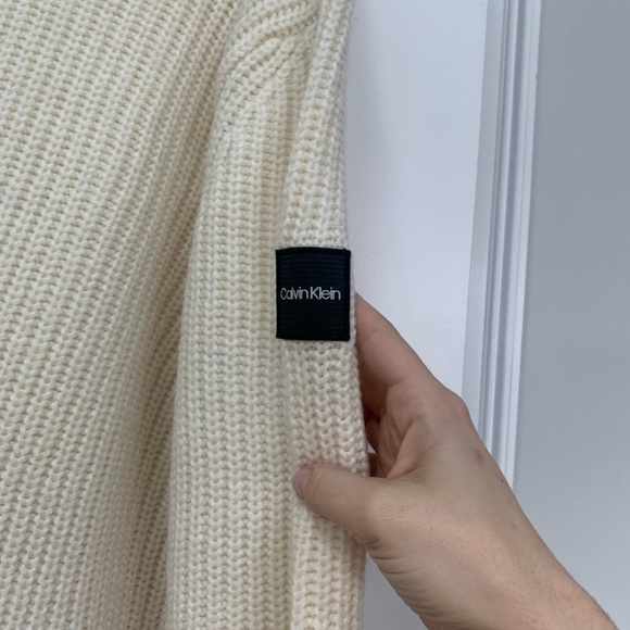 Mens Calvin Klein Cream Sweater size L - Picture 2 of 7